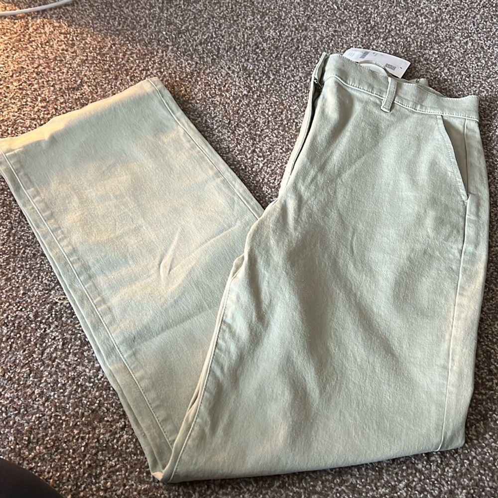 NWT OAK + FORT pant size 4